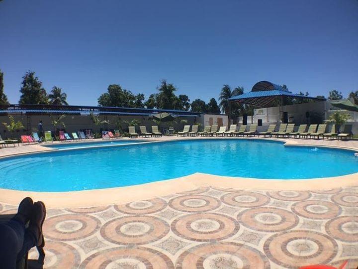 Auberge Pont-Gaudin Gonaives Екстериор снимка